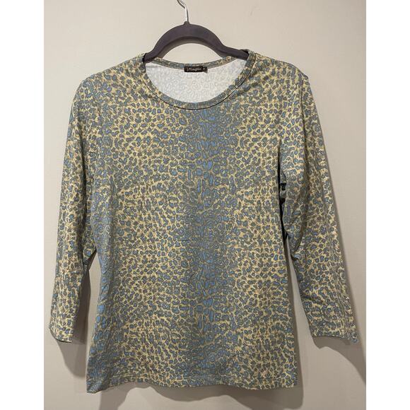 J McLaughlin Women’s Blue Tan Animal Print‎ Leopard 3/4 Sleeve Top Shirt Medium - Picture 1 of 5